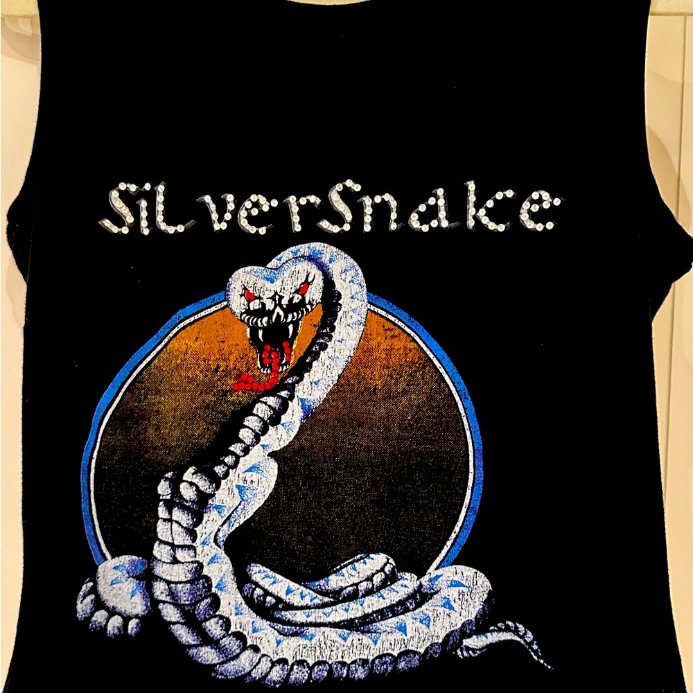 Vintage authentic D & G (dolce and gabbana) white snake tshirt